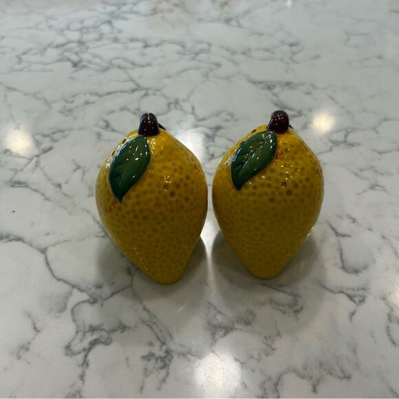 Ceramic Lemon Salt & Pepper Shakers - Picture 2 of 6